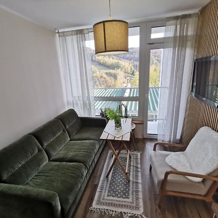Hearth Hill View Apartment ウストロン エクステリア 写真