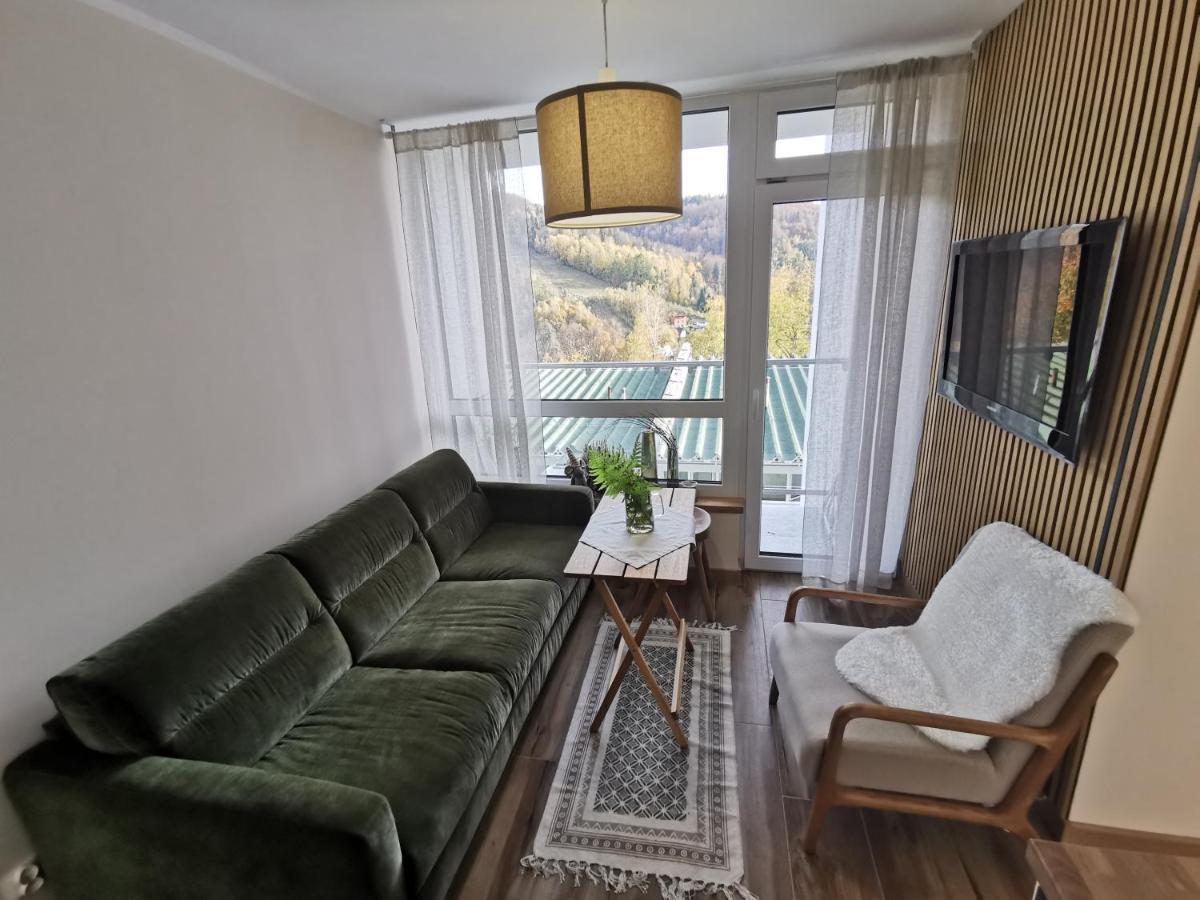 Hearth Hill View Apartment ウストロン エクステリア 写真
