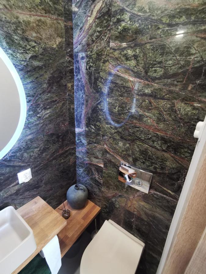 Hearth Hill View Apartment ウストロン エクステリア 写真