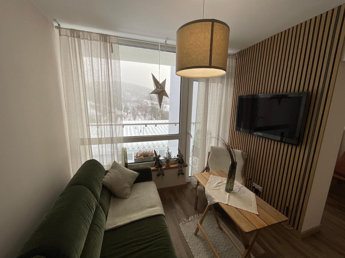 Hearth Hill View Apartment ウストロン エクステリア 写真