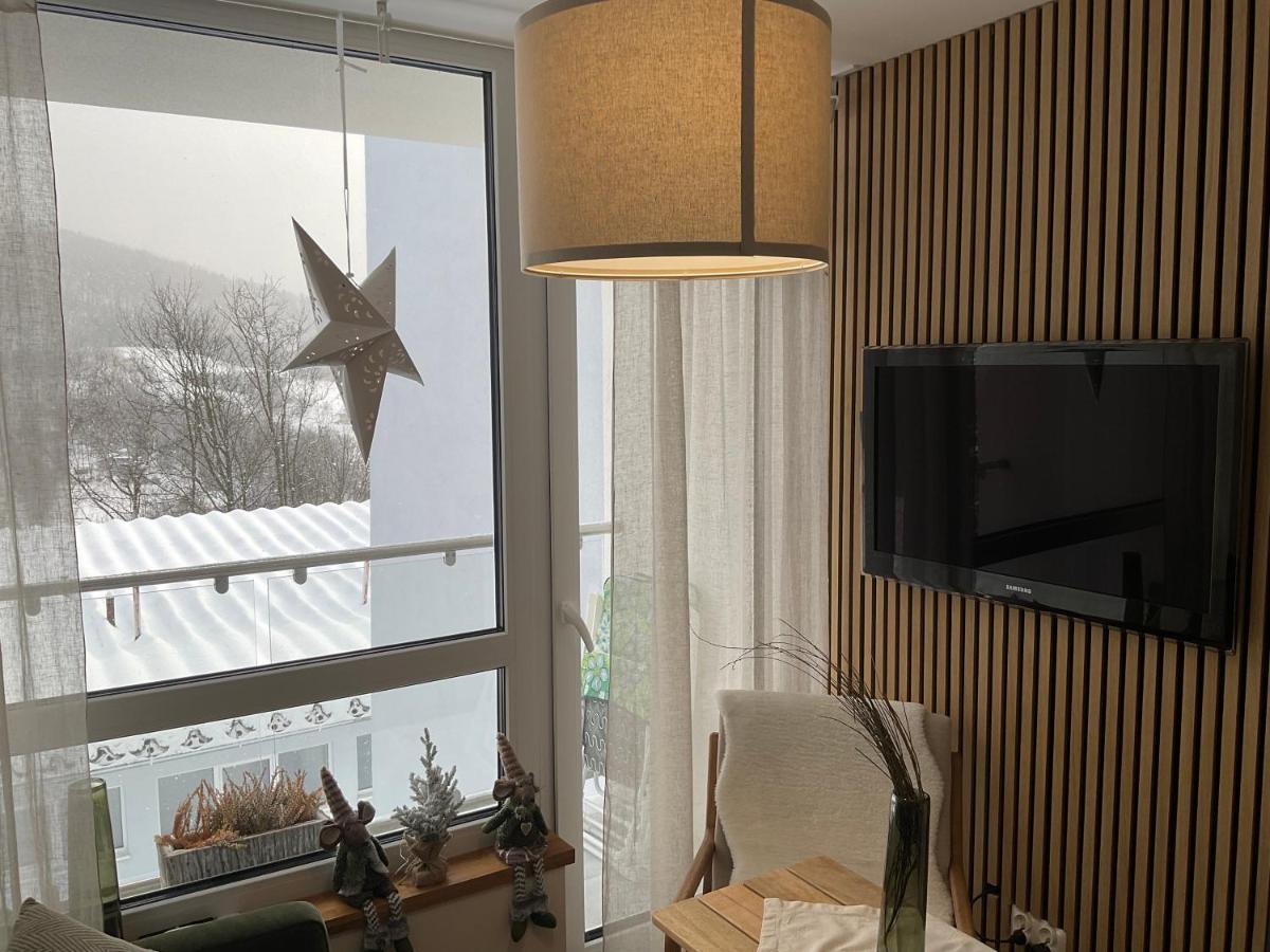 Hearth Hill View Apartment ウストロン エクステリア 写真